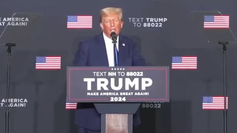 Trump says "I LOVE MY LIFE!!!😂😂😂"