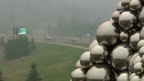 Wildfire smoke shrouds Alberta over holiday weekend