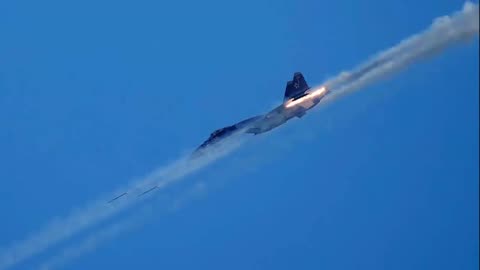 ALERT: Russia Scrambles Su-35 Fighter Toward US B-52 Bombers, Azerbaijan Moves Troops