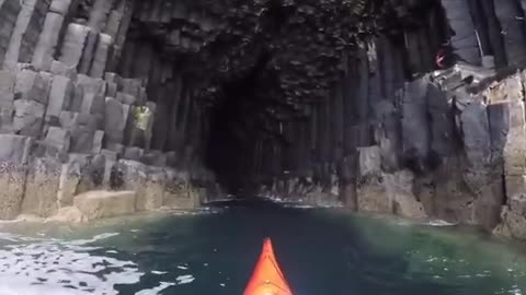 FINGALS CAVE STAFFA