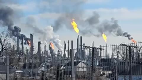 A Power Outage today at the BP oil refinery in Whiting, Indiana Prompting Evacuations