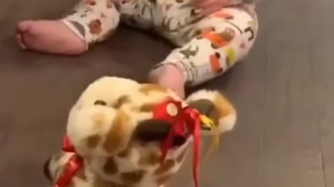 Cute baby dancing - Try not to laugh