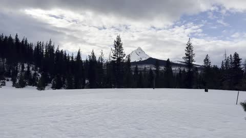 EPIC Views of MOUNT WASHINGTON from Brandenberg Butte! – Ray Benson Sno-Park – Central Oregon – 4K