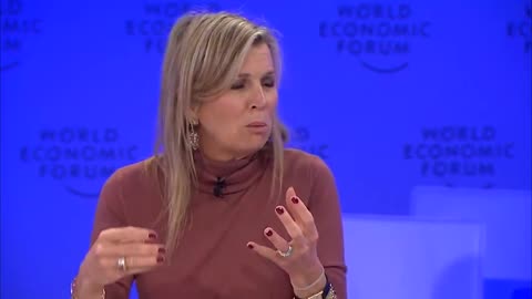 Rainha Máxima dos Países Baixos, discursando na cimeira anual do WEF em Davos