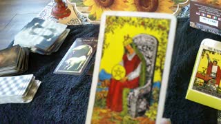 Daily tarot 3 card spread November 10, 2020 all signs