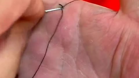 how to thread a thread into the eye of a needle