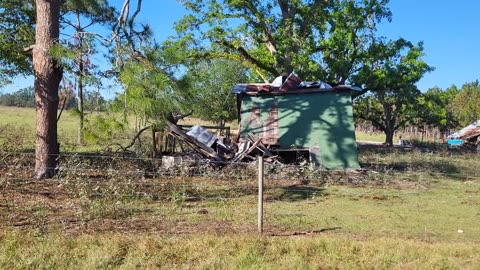 ABANDONED BUILDING NORTH FLORIDA