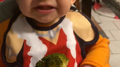 Baby Tries Broccoli