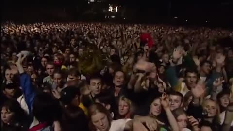 Michael Jackson Earth Song / Heal The World Live in Munich