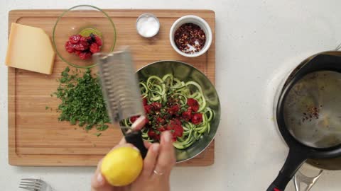 Zucchini Noodle Pasta, Drop The Carbs With This Veggie Delight!