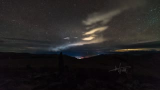 Time Lapse Captures Stunning Multicoloured Light Pillars