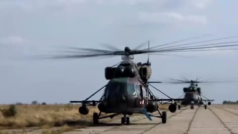 Military pilots of the Russian Guard in the LPR