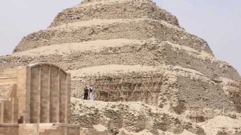 The Pyramids of Egypt and the Giza Plateau: Ancient Egyptian History for Kids