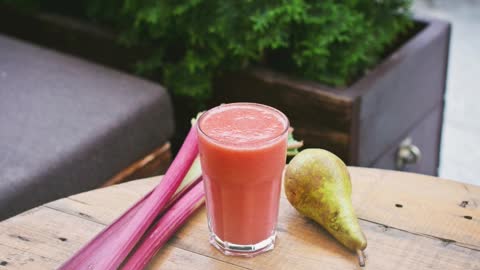 5 Reasons to Start Juicing (and the Benefits of Juicing)