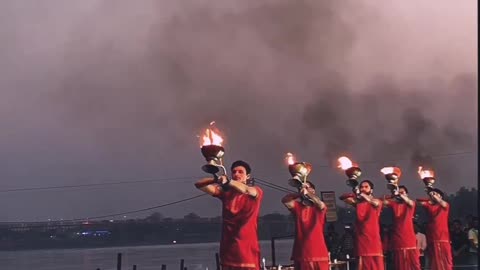 Ganga aarti // Indian culture // Hinduism