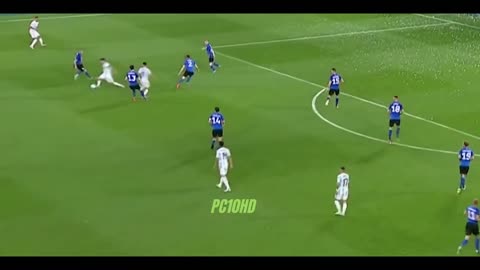 Lionel Messi Dribbling Skills, Goals & Assists