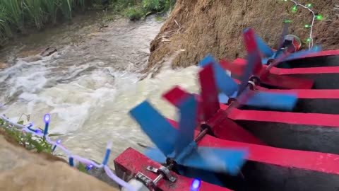 Building hydroelectricity with 5 powerful rotating blades