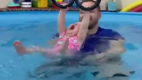 BEAUTIFUL MOMENT \\ CUTE BABY SWIMMING POOL VIDEO ❤️🤩💕💖