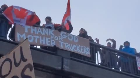 Truckers Start to Roll to Ottawa