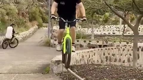 Like a boss - extreme sport - bicycle