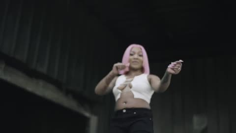 Hoodrich Barbie - Lit Bitch ( Official Music Video )