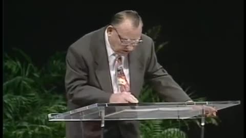 Gifts & Ministries of the Holy Spirit 24 The Gift of the Working of Miracles Dr. Lester Sumrall