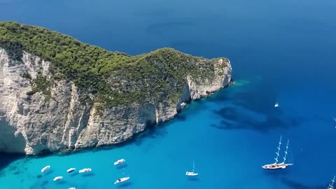 Navagio Beach (Ναυάγιο) - Zakynthos