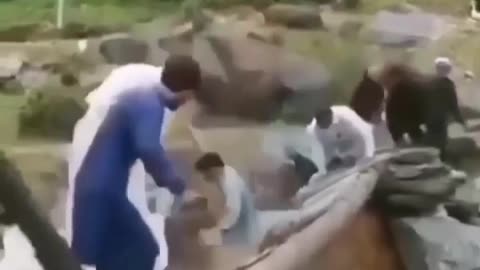 بصحتكم السقوط