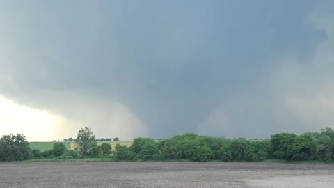 RAW Storm Chase footage - Abilene/Chapman Kansas Tornado May 25, 2016.