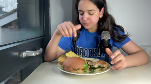 Fish Burger and potato waffles asmr