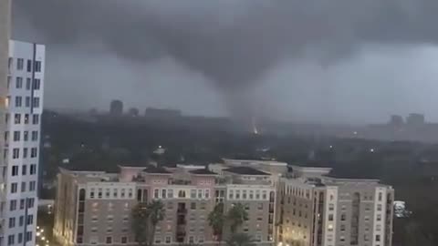 Tornado hits Fort Lauderdale, Florida