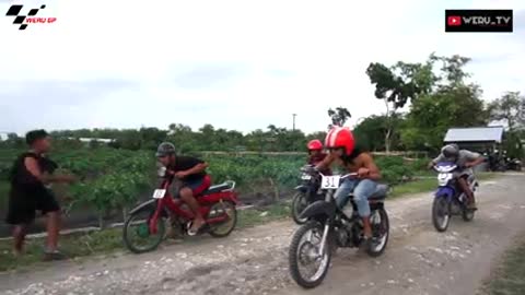 Balapan moto gp ala deso