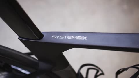 FASTEST AEROBIKE? Cannondale SYSTEMSIX REVIEW!!