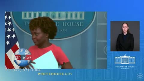 White House cuts media feed during questions about black staffers