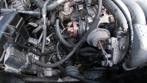 HOW NOT TO INSTALL HT LEADS AND DISTRIBUTER ON TOYOTA MR2