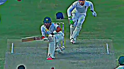 Unique short by Misbah ul haq