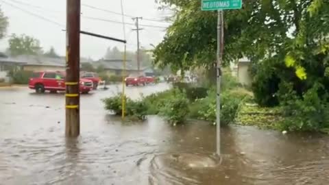 Evacuations underway in Santa Rosa,