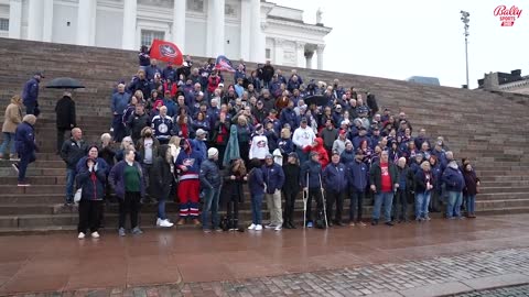 Blue Jackets fans gather in Helsinki's Senate Square before team heads to Tampere