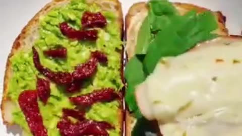 Healthy Avocado 🥑 & Turkey 🍗 Sandwich | Food Recipes