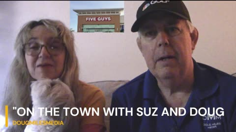 SUZ AND DOUG REVIEW FIVE GUYS RESTAURANT IN SARASOTA!