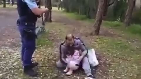 Australian Police Handcuff Man For Not Wearing A Mask While With His 3 Year Old Daughter