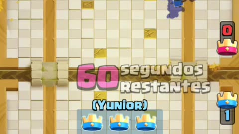 Jugando Clash Royales demostrando quién manda