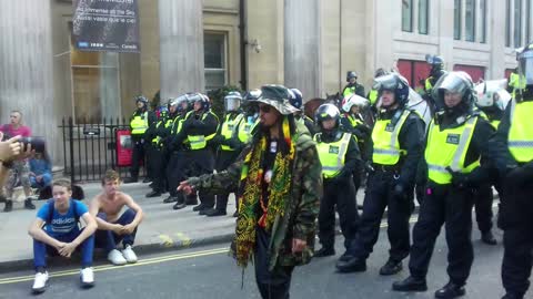 London Lockdown Protest, Trafalgar Square 19th September 2020: Part 4 - Making Music