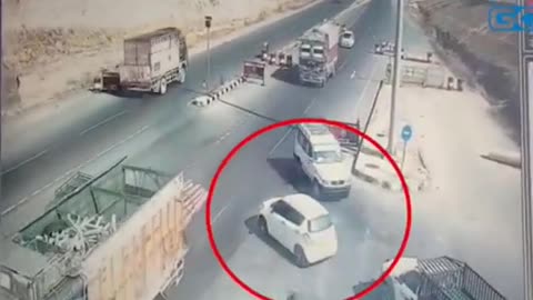 side of heaven car accident caught on cctv (viral accident 2021)