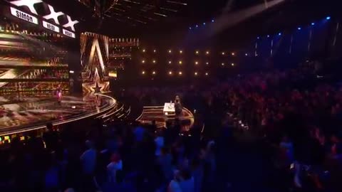 13-Year-Old_Ventriloquist_Ana-Maria_Mărgean_SHOCKS_The_Judges___AGT__All-Stars_2023(360p)