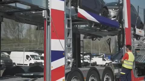 Unlock the Secrets of Open Car Shipping: Watch Cars Get Loaded!