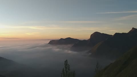 THE EVERLASTING BEAUTY OF MUNNAR