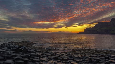 La Girona shipwreck at the Giants Causeway - Spanish version