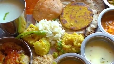 24 Hours Open Restaurant Unlimited Rajasthani Rajwadi Thali Rs. 300/- Only #udaipurfood #shorts