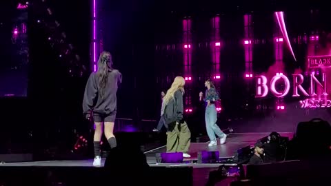 Blackpink - Typa Girl Fancam Born Pink Concert Soundcheck 10.25.2022